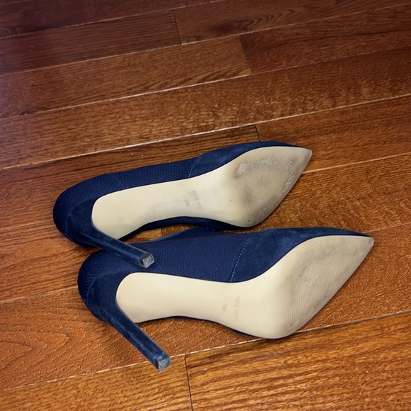 Navy Blue Nine West Heels - Picture 6 of 7